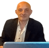 Webmaster, graphiste et community manager, Misterplusdesign réalise vos sites web, logo, carte de visite, flyers, affiches, bannières web et encore campagne de pub sur Facebook, Google et tous les réseaux sociaux en quelques heures !