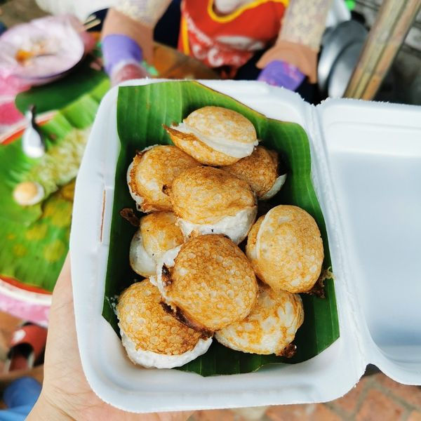 Thumbnail: LPB: ເຂົ້າ​ໜົມ​ຄົກ, ບ.ໝື່ນ​ນາ