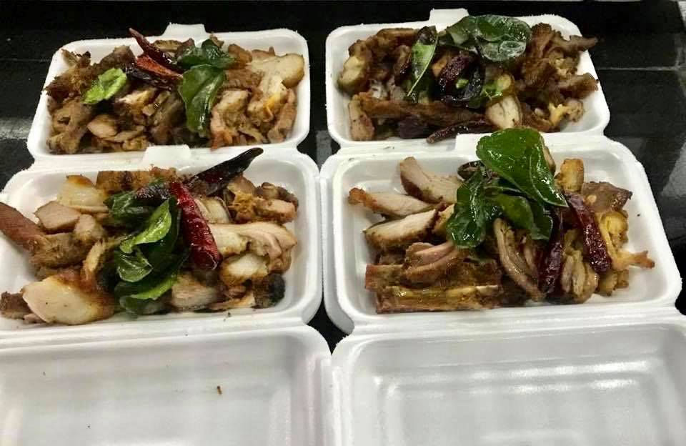 Thumbnail: VTE: ປິ້ງ​ແບ້ ຕົ້ນ​ມ່ວງ, ບ.ໂພນ​ຕ້ອງ