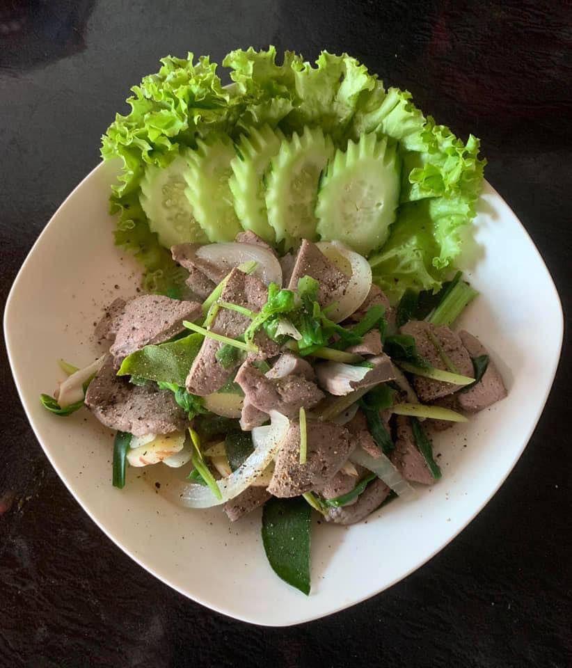 Thumbnail: VTE: ປິ້ງ​ແບ້ ຕົ້ນ​ມ່ວງ, ບ.ໂພນ​ຕ້ອງ