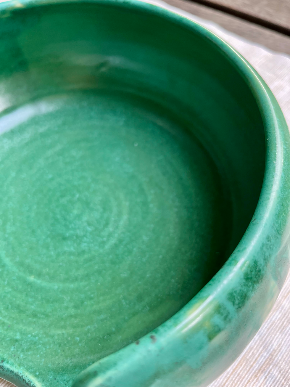Thumbnail: Yarn Bowl with carved leaves