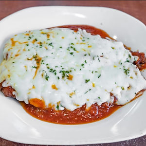 ★ Chicken Parmigiana