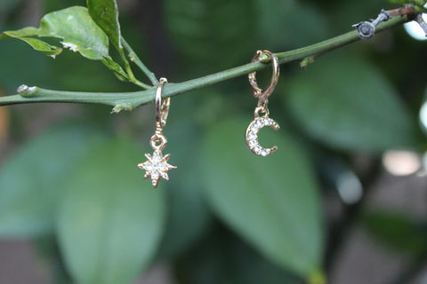 Asymmetric Star & Moon Rhinestone Drop Earrings
