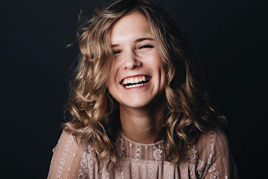 Luisa Kummerfeld: Einzelmusiker für Hochzeiten und andere Events