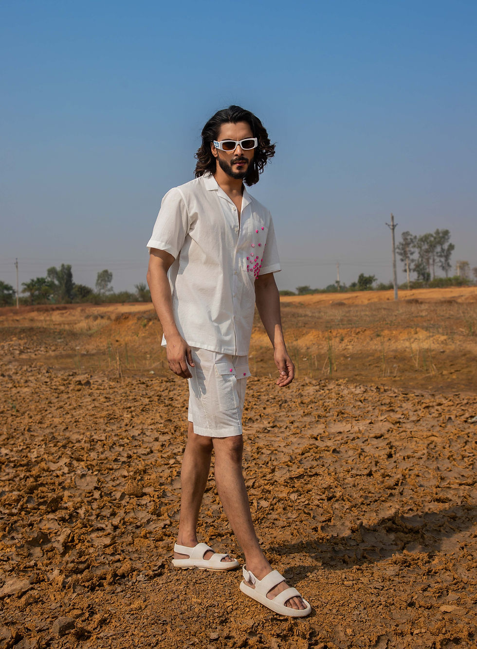 Thumbnail: Drag-on Wear-on Shirt