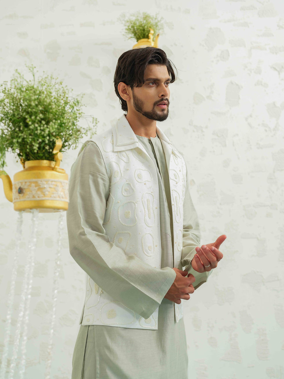 Thumbnail: Amoeba Linen Bundi set
