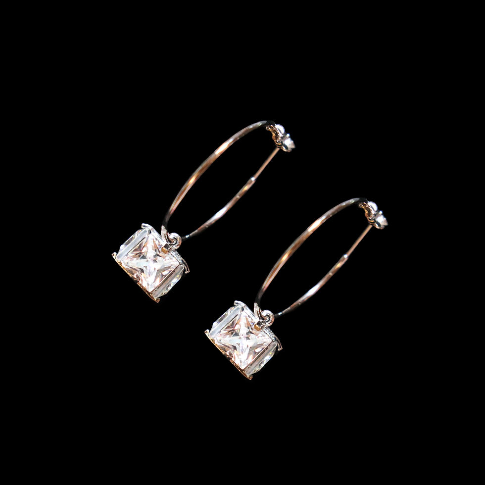 Thumbnail: DORIS GRANDEUR HOOP EARRINGS
