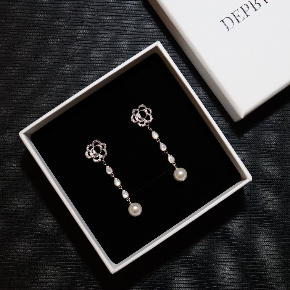 Thumbnail: QUEENA GRANDEUR EARRINGS