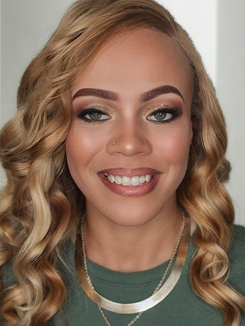 Facetune_03-01-2025-21-13-25.jpeg