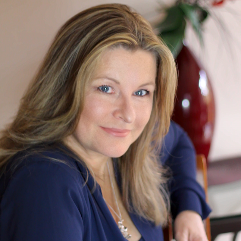 Writer: Petra Costa
