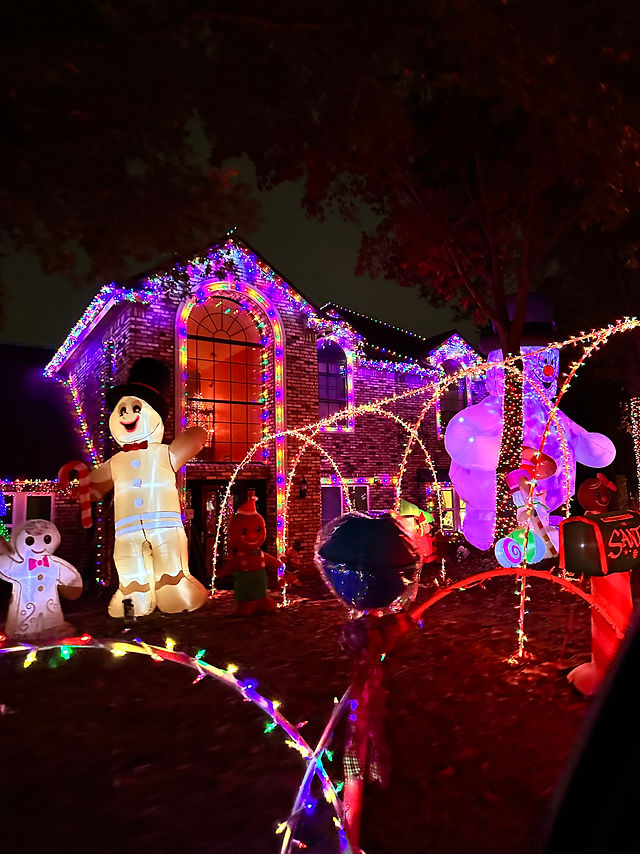 Where to see the top Christmas lights and holiday displays in Dallas-Fort  Worth