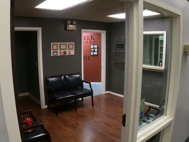 Suite E Waiting Room 