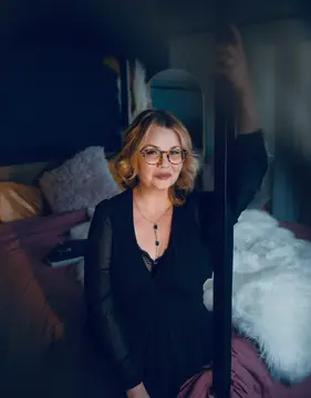Geneva Lee: Reigning in Magic, Power, and Heartbreak
