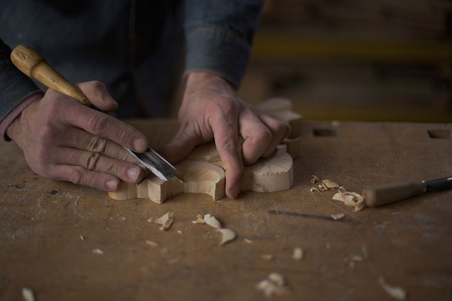 Carpenter Craving in Wood_edited_edited.jpg