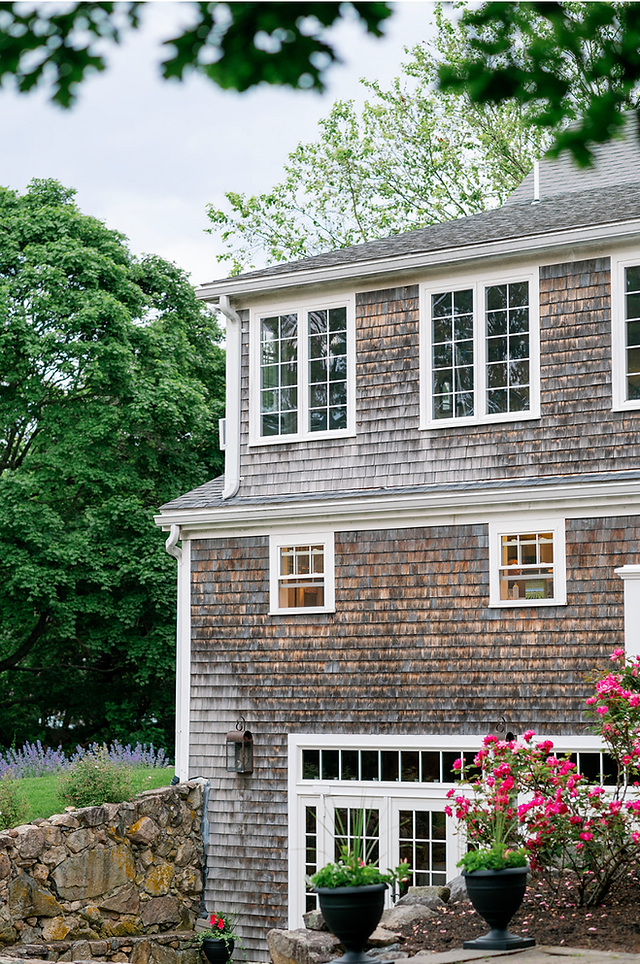Borsari Gallery in Dennis, MA