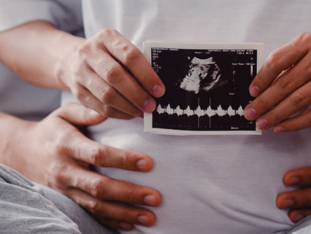 Υπερηχογραφήματα και εργαστηριακές εξετάσεις στην εγκυμοσύνη