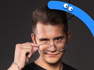 Владіслав Созінов+Чара.png