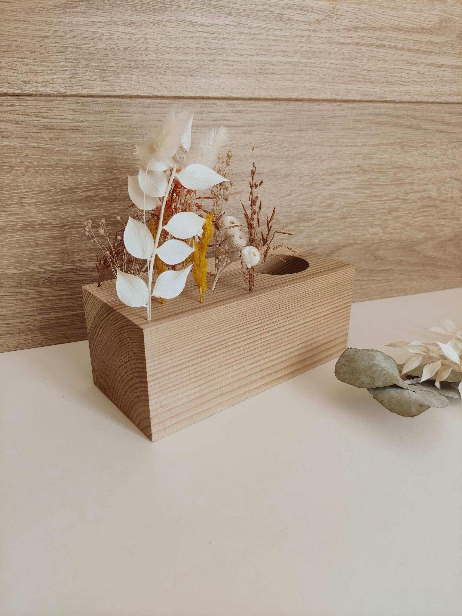 Pot à crayons fleuri