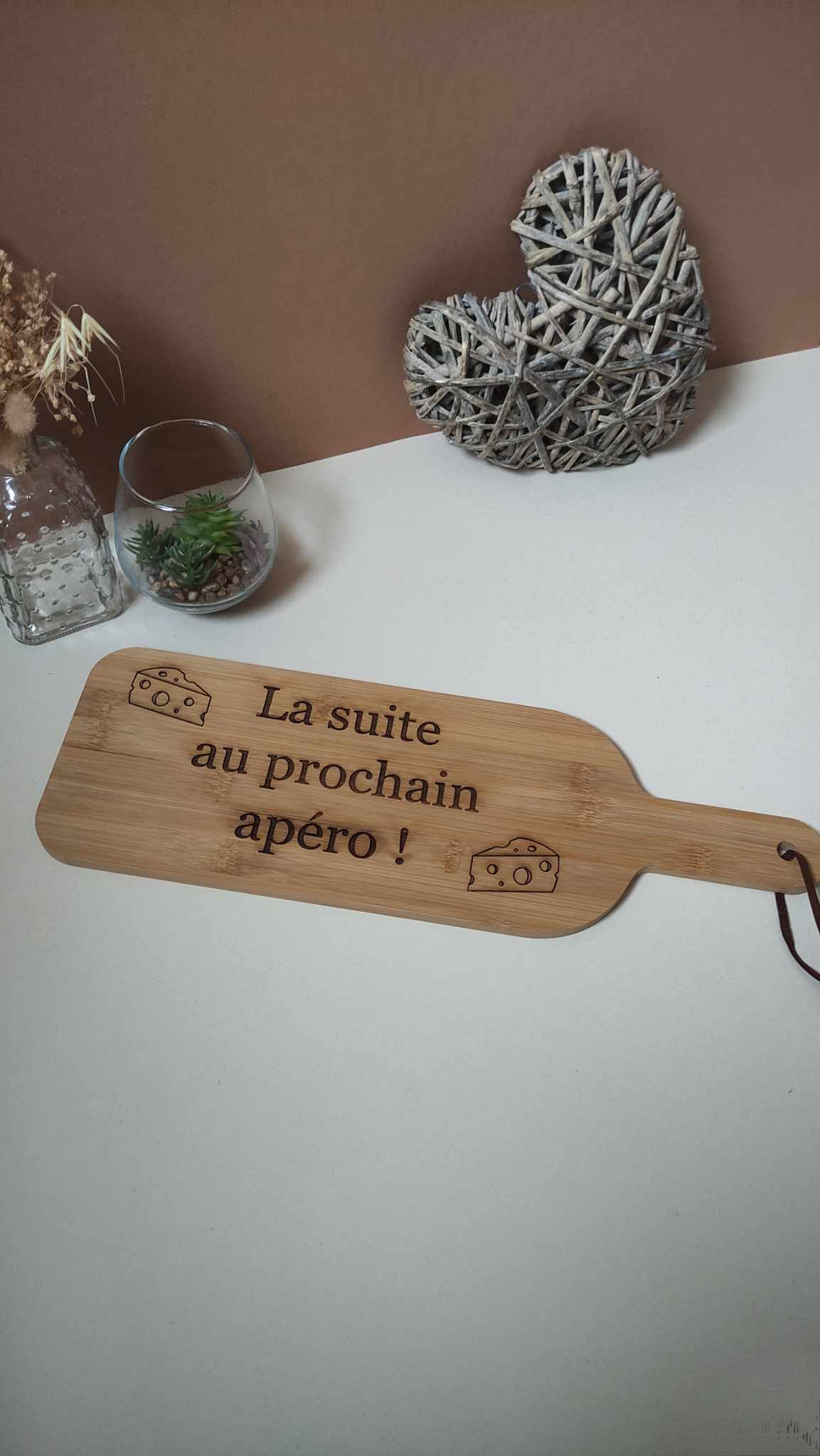 Planche apéro en bambou personnalisable