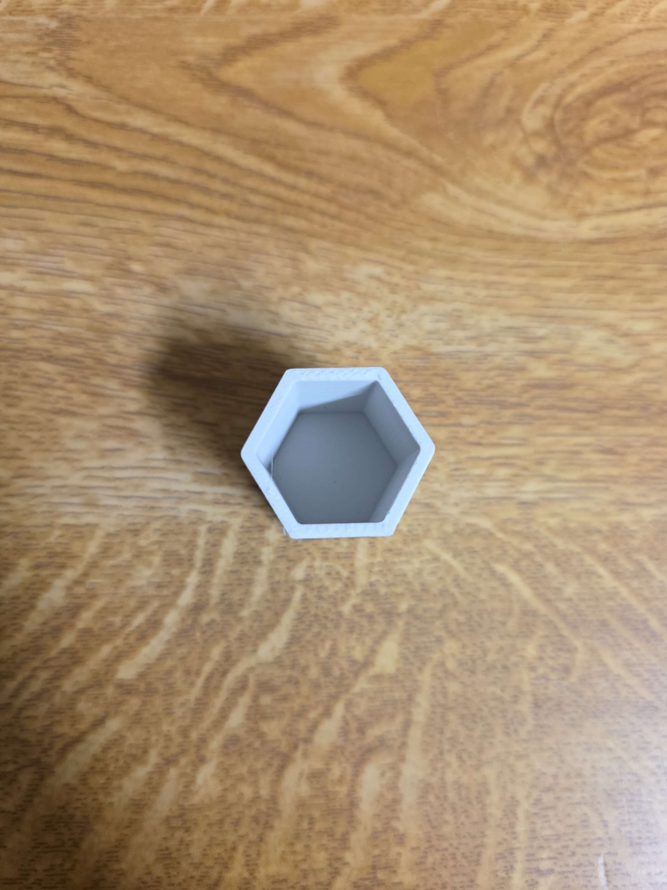 JSW Honeycomb Spider Hide - Stone