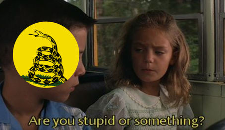 El peronismo y la izquierda, como en un acto reflejo, toman nota de los aciertos de la derecha. Intentan, no sin cierta ingenuidad, usar sus mismas herramientas pero cargadas del contenido que les parece ideológicamente afín a su espectro político. No se quedan ahí, asumen incluso algunas de las consignas conservadoras que, creen, les permitirán acercarse a un pueblo que al parecer la derecha conoce mejor. Si el pueblo se derechizó, habrá que ir a buscarlos con consignas que orbiten ese orden. 