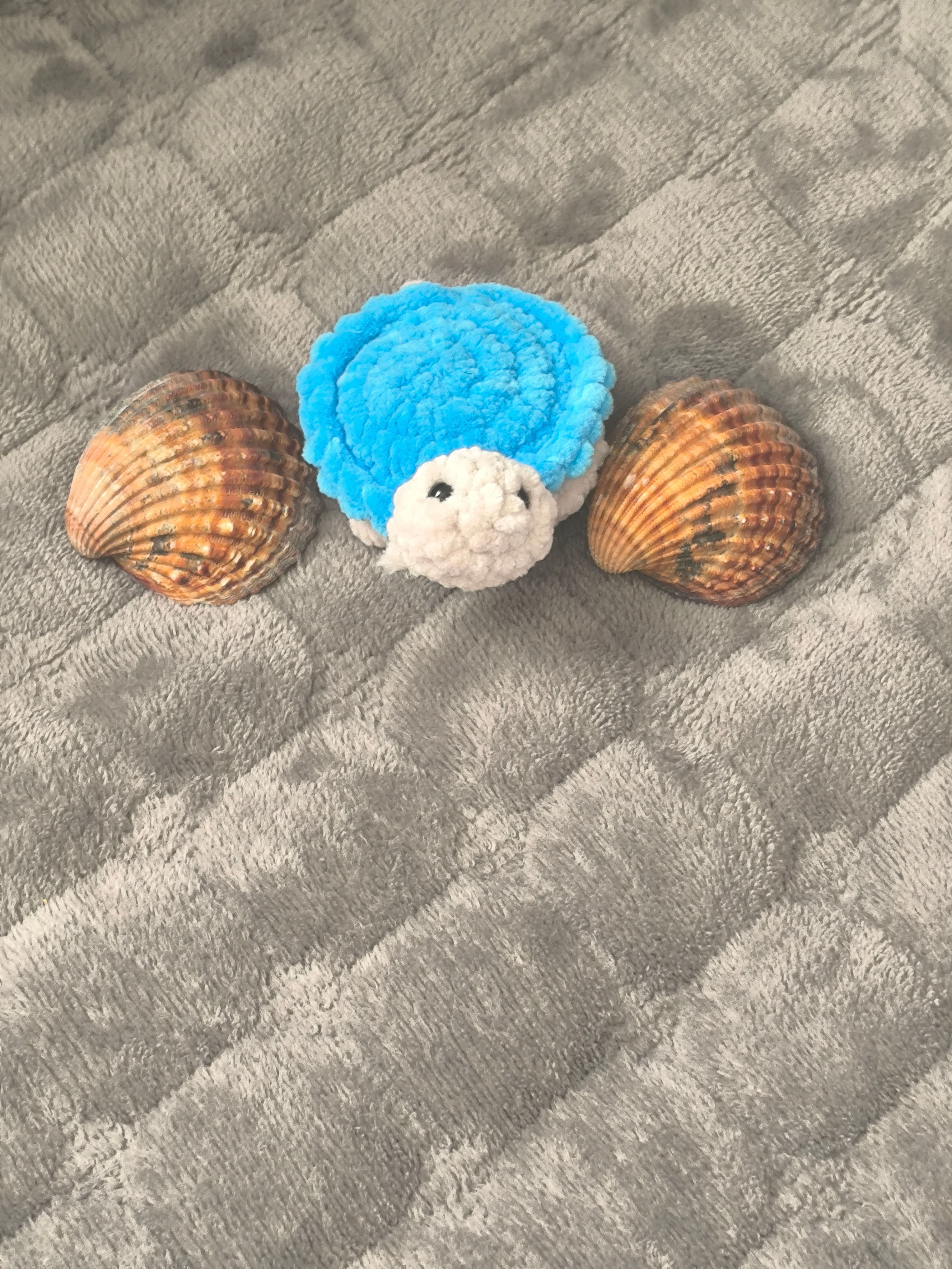 Brúnó a baby teknős – horgolt puha amigurumi játék gyerekeknek