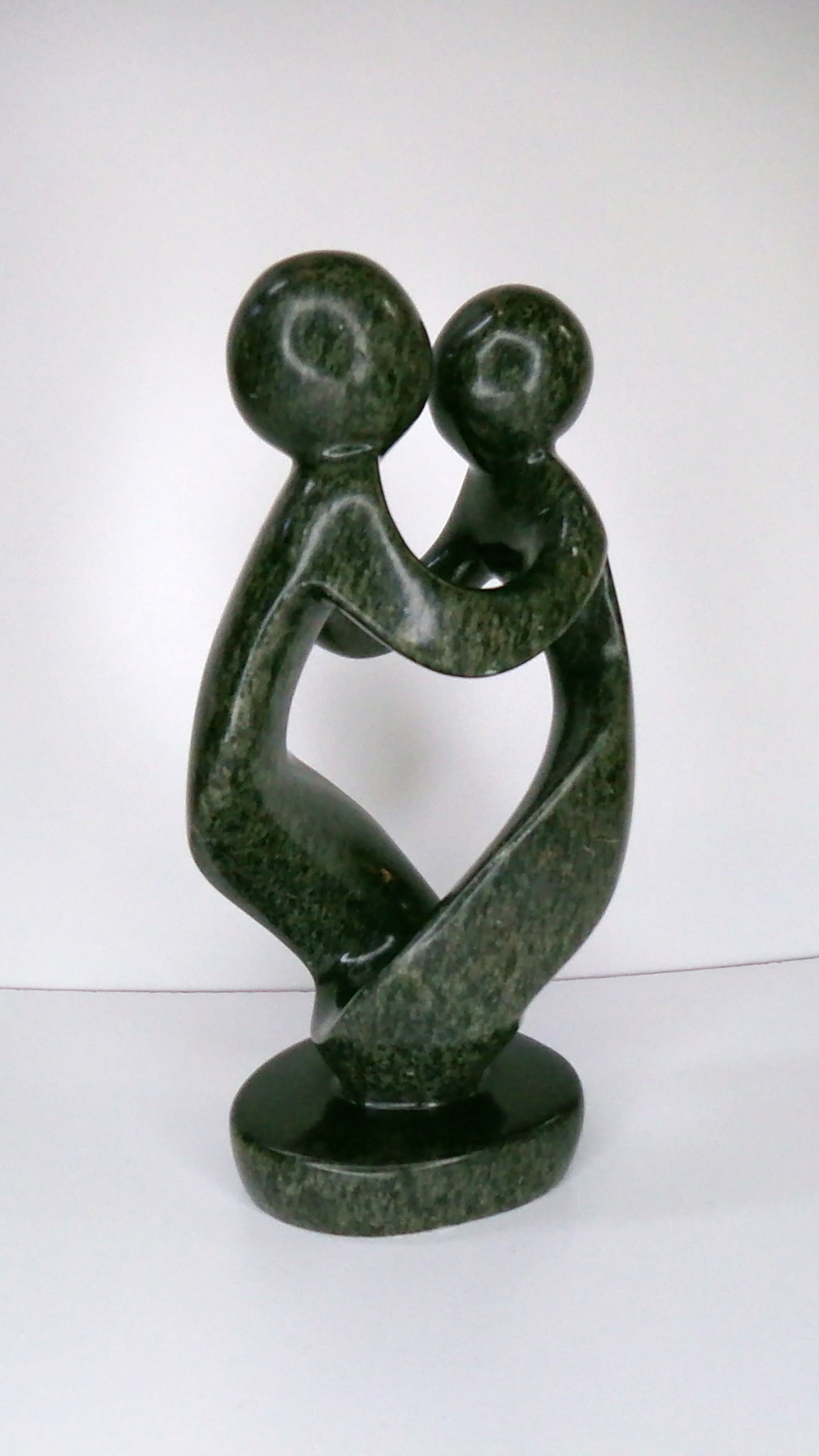 Small Stone Lovers - 16 cm x 8.5 cm x 5.5 cm