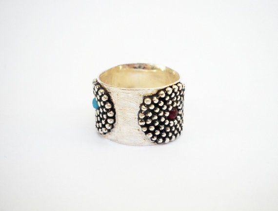 תמונה ממוזערת: Dotted silver ring