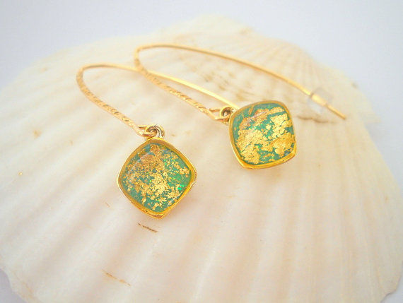 תמונה ממוזערת: Turquoise diamond shape earrings