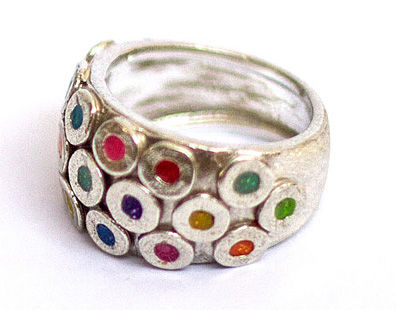 תמונה ממוזערת: Colorful circles ring