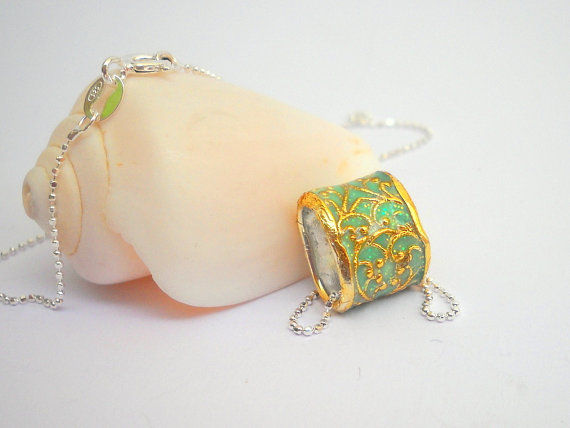 תמונה ממוזערת: Gold plated filigree Pendant necklace