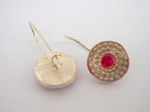 תמונה ממוזערת: Red garnet stone earrings