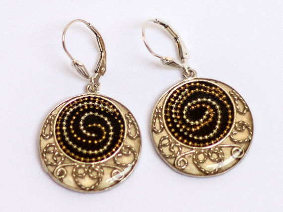 תמונה ממוזערת: Black Silver earrings with spirals