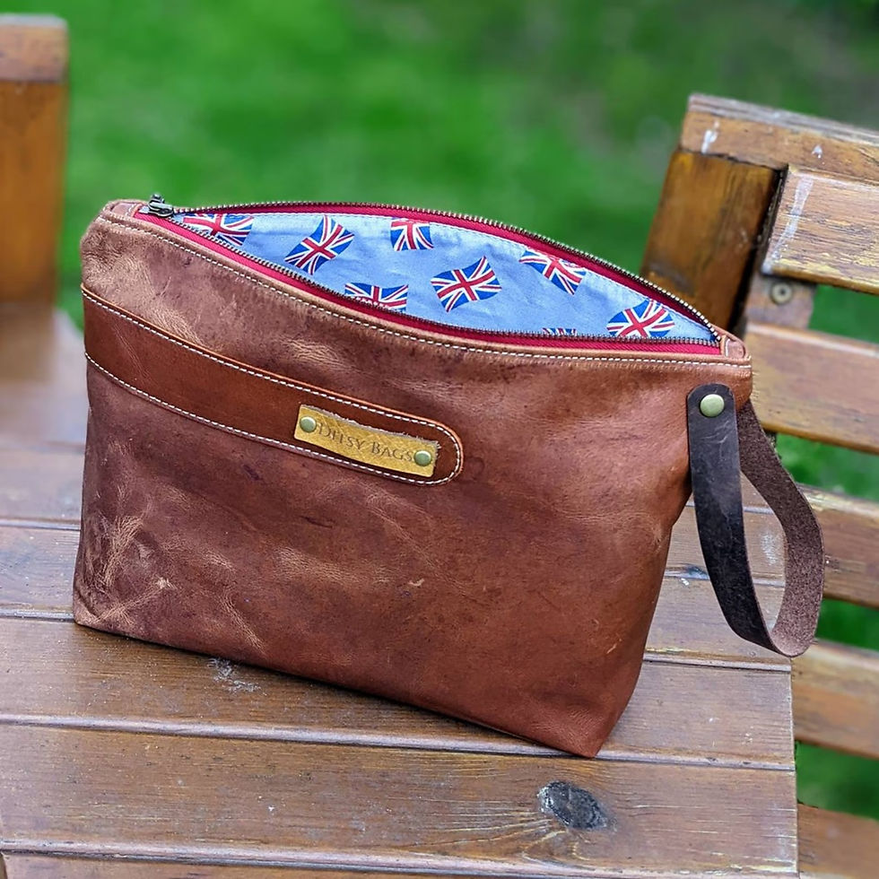 Thumbnail: Leather Wash Bag