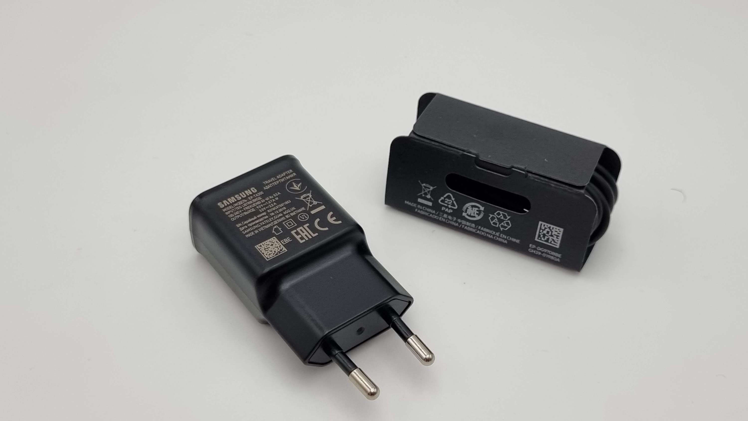 Original Samsung 15w Fast charge polnaci