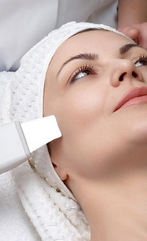 Tratamento de cuidados com a pele facial