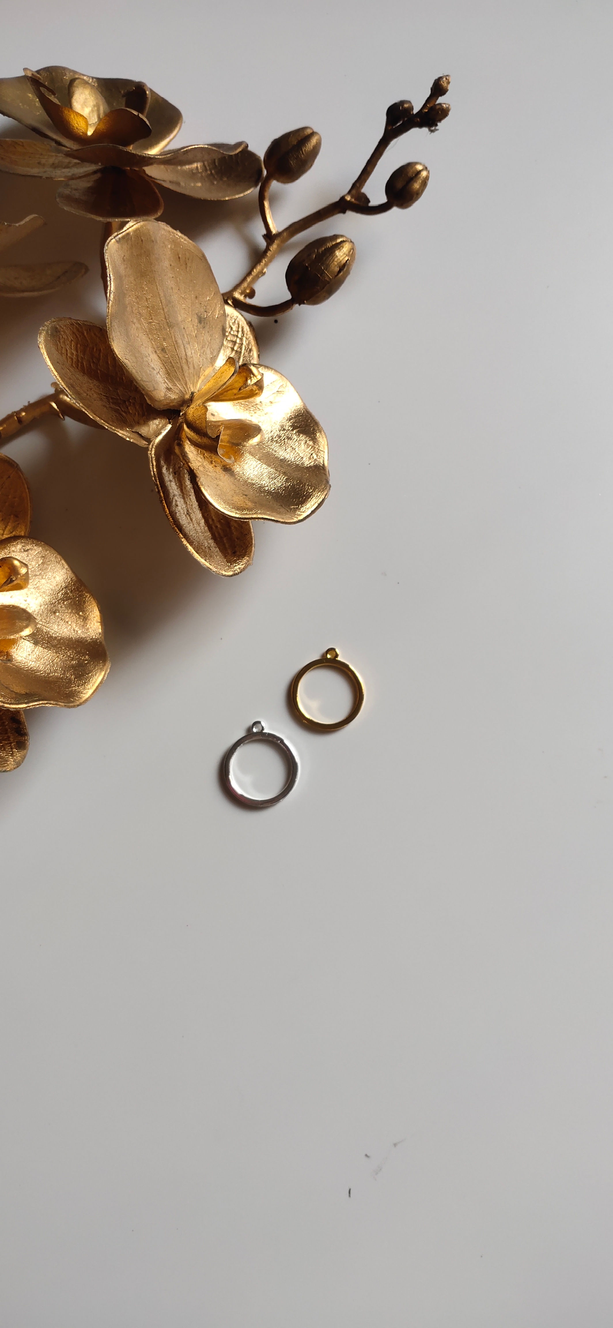 Round / circle bezel 