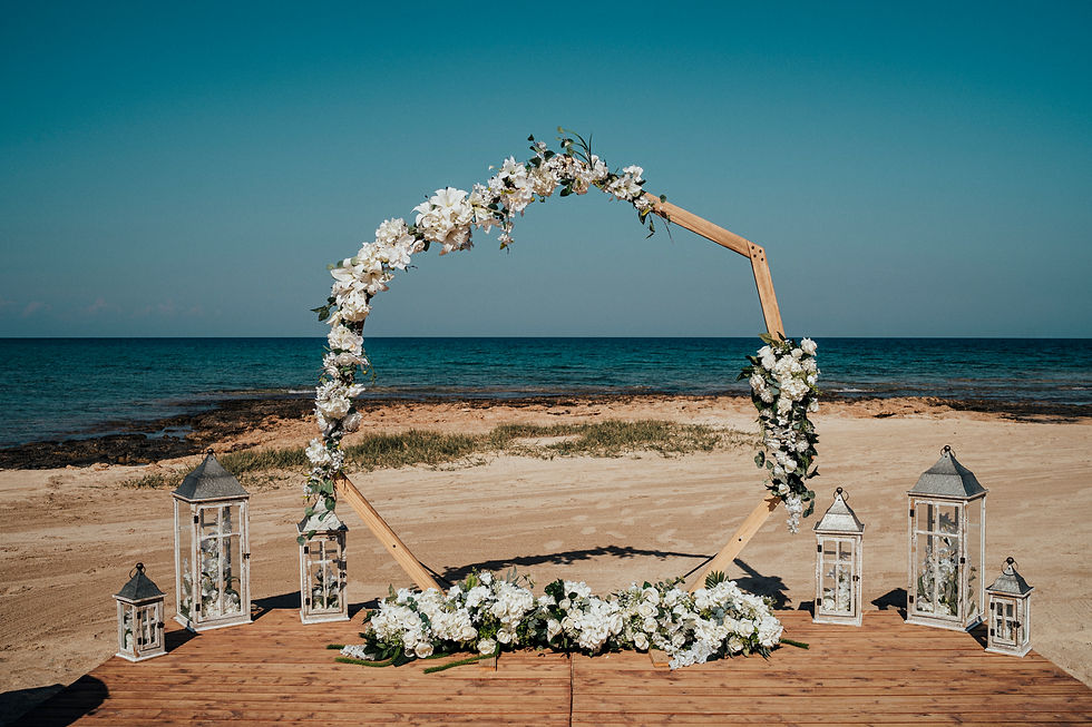 AR06 - Hexagon Flower and Foliage Arch
