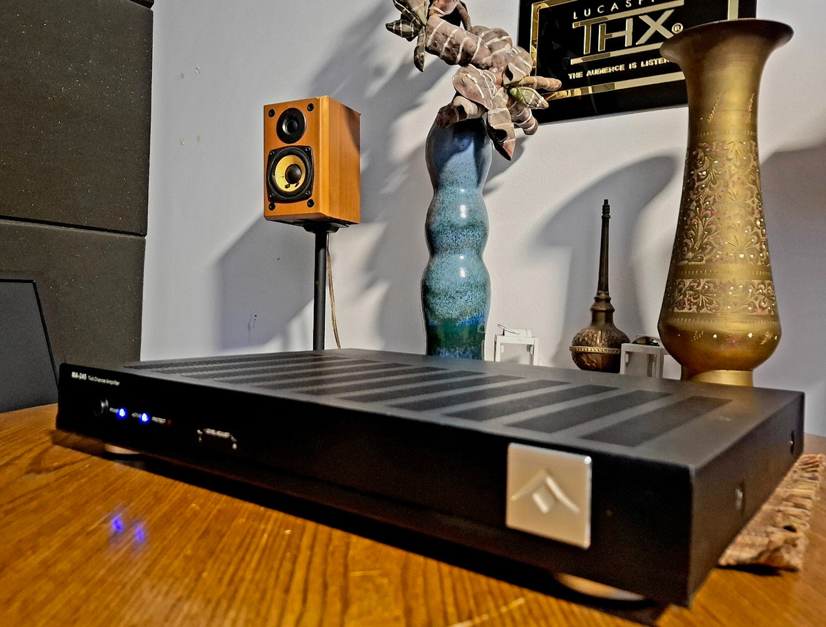 AMPLIFICADOR ABSOLUTE ACOUSTICS MA245 ESTEREO 45W A 75W/CH — Absolute Acoustics