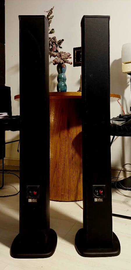 Miniatura: Caixas torre GÊNESIS labs G-610 USA .
100w 8ohms ,