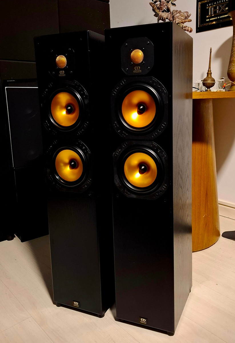 CAIXAS TORRE MONITOR AUDIO GOLD 705pcm REFERÊNCIA 90dB 28Hz 150 a 300w 6ohms — Monitor Audio