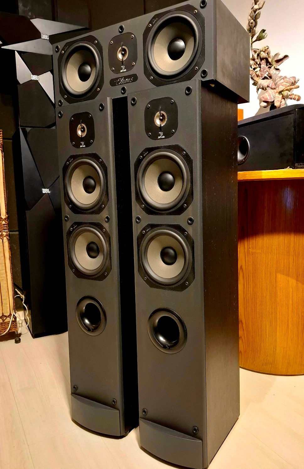 Miniatura: CAIXAS TORRE 3.0 TRIO Hi-end FOCAL CHORUS 715 +CC700 125w 8ohms 91.5dB 49Hz