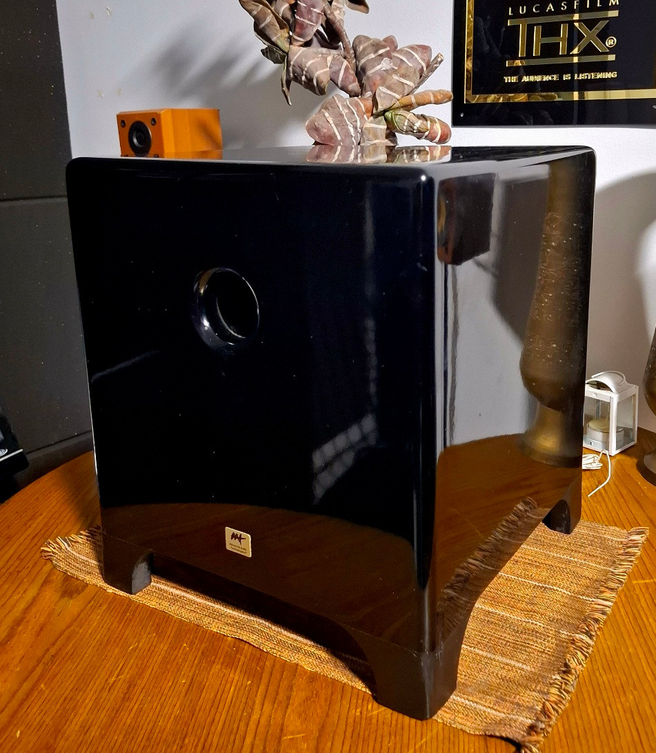 SUBWOOFER 8" AAT SA200 200 A 400W 30Hz bivolt — AAT