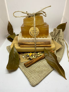 Honey and coconut bundles with bamboo di
