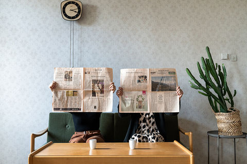 Nine Designs Interior KANNST Coworking Graz Zeitung lesen.jpg