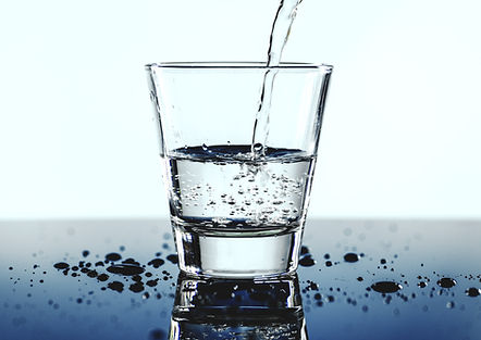glass-water-macro-shot-min.jpg