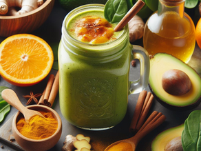 Smoothie vert tropical au curcuma de Madagascar