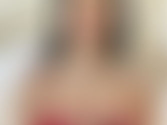 The Art of the "Me But Better" Look: Natural Glam for Your Las Vegas Wedding