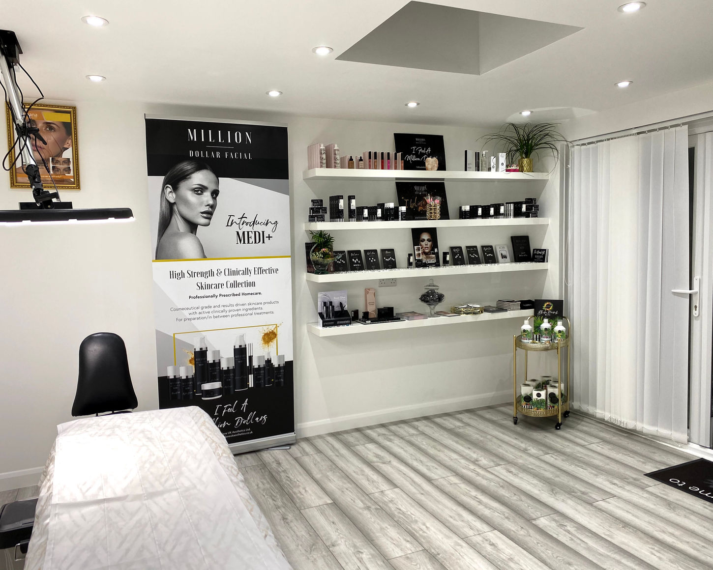 Unico Beauty Salon Inside Picture