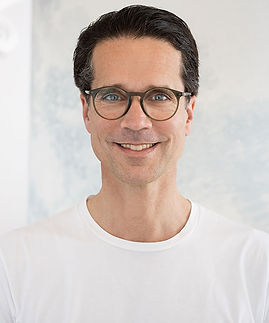 Porträt von Dr. Michael Bader